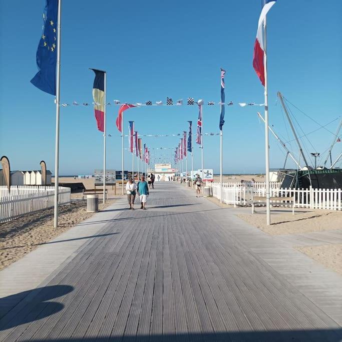 Superbe Appartement En Bord De Mer Ouistreham Zewnętrze zdjęcie